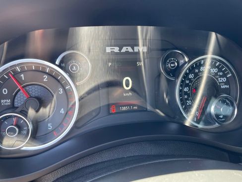 Used 2024 RAM 3500 Big Horn w/ Night Edition AWD/4WD image 25