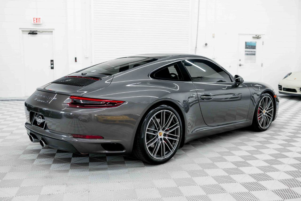 Used 2018 Porsche 911 Carrera S RWD image 7