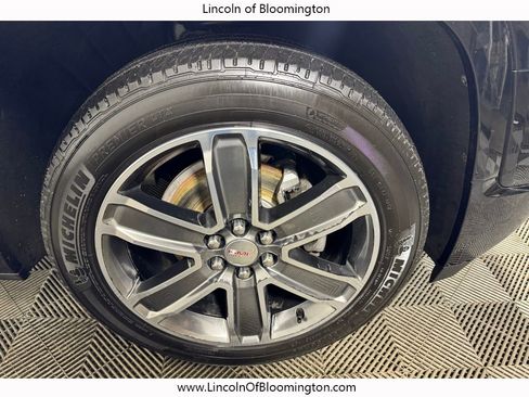 Used 2019 GMC Acadia Denali w/ Technology Package image 16