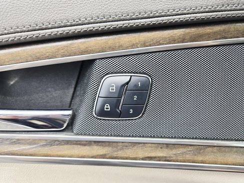 Used 2017 Lincoln MKX Select w/ Select Plus Package FWD image 35