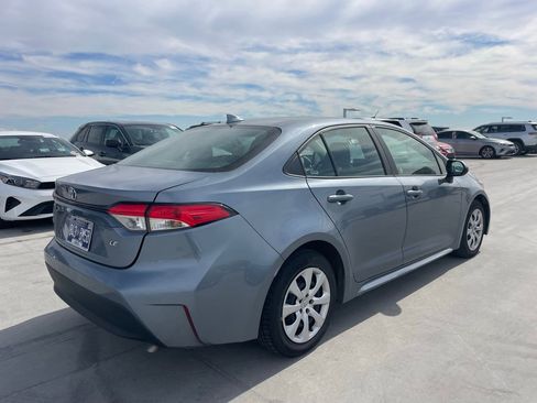 Used 2024 Toyota Corolla LE image 3