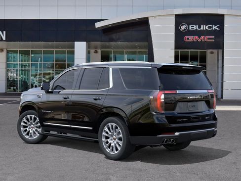 New 2026 GMC Yukon Denali w/ Sun & Power Step Package image 3