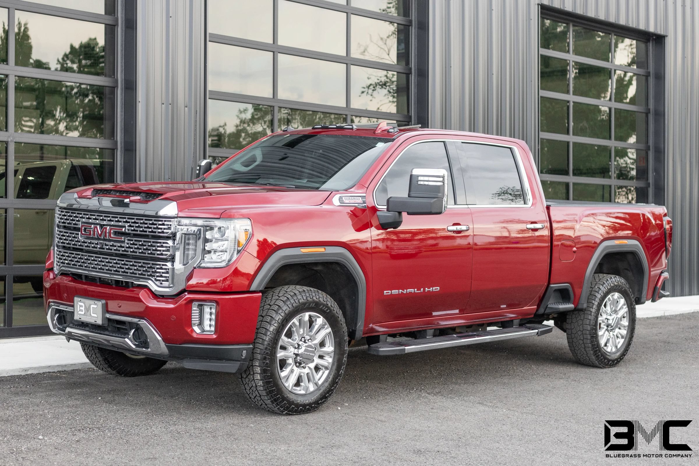 Used 2020 GMC Sierra 3500 Denali AWD/4WD image 2