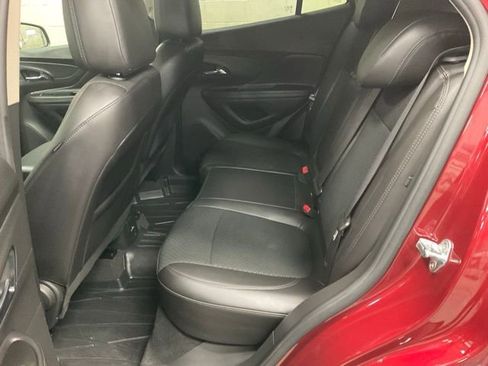 Used 2021 Buick Encore Preferred w/ Safety Package image 14