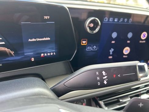 New 2026 Chevrolet Traverse LT w/ Sun and Wheel Package FWD image 27
