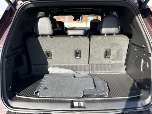 New 2026 Chevrolet Traverse RS image 13