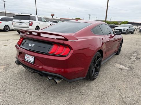 Used 2018 Ford Mustang GT Premium w/ GT Performance Package image 7