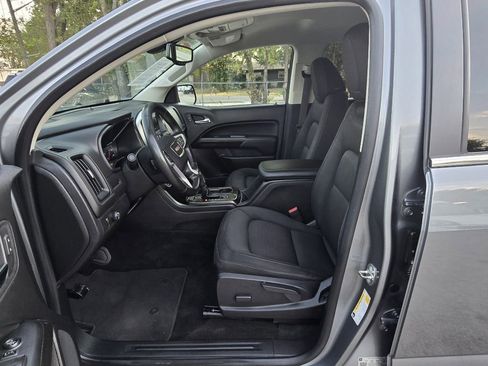 Used 2018 GMC Canyon SLE image 10