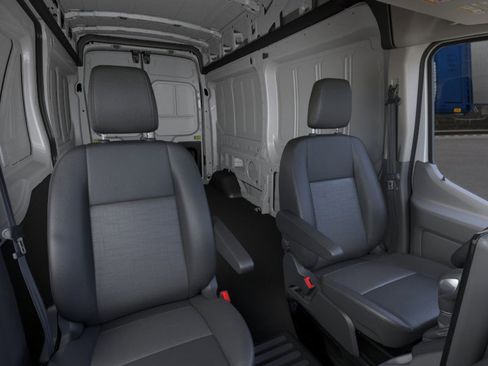 New 2026 Ford Transit 250 148 High Roof RWD image 31