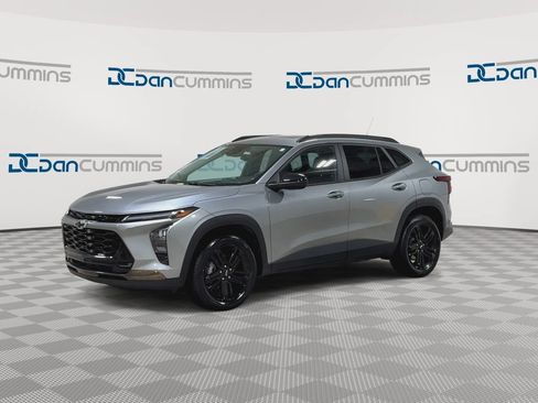 Used 2024 Chevrolet Trax ACTIV w/ Sunroof Package FWD image 4