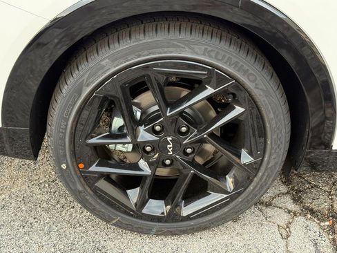 New 2025 Kia K4 GT-Line Turbo image 4