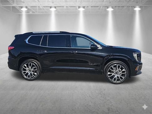 New 2026 GMC Acadia Denali Ultimate image 2
