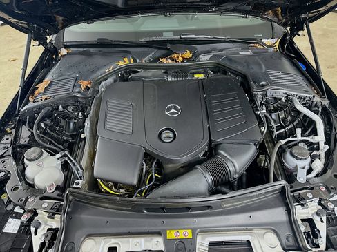 Certified 2025 Mercedes-Benz C 300 4MATIC Sedan image 39