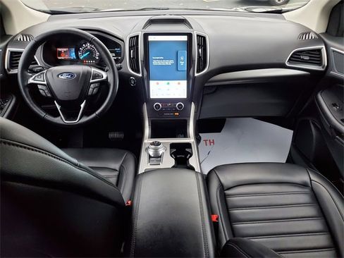 Certified 2024 Ford Edge SEL w/ Convenience Package image 7