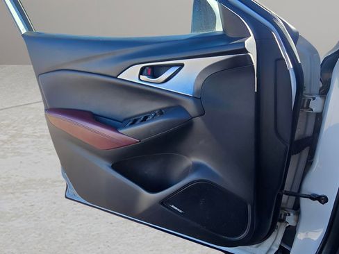 Used 2017 MAZDA CX-3 Touring w/ Premium Package image 16