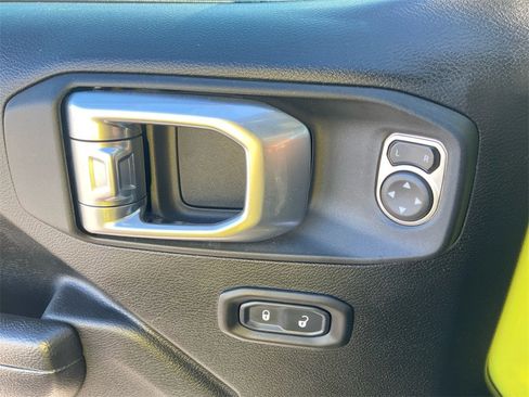 Used 2023 Jeep Wrangler Unlimited Sport image 25