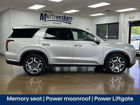 Used 2025 Hyundai Palisade SEL FWD image 4