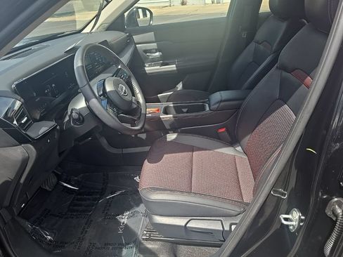 Used 2026 Nissan Kicks SR w/ Cold Weather Package AWD/4WD image 13