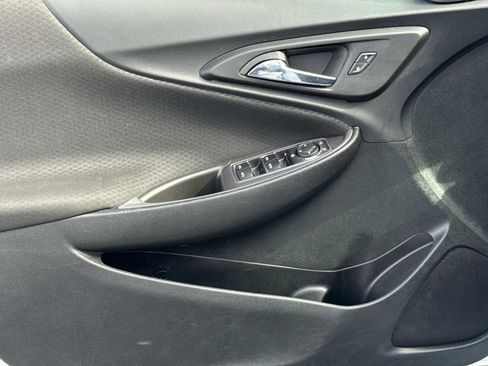 Used 2022 Chevrolet Malibu LS image 22