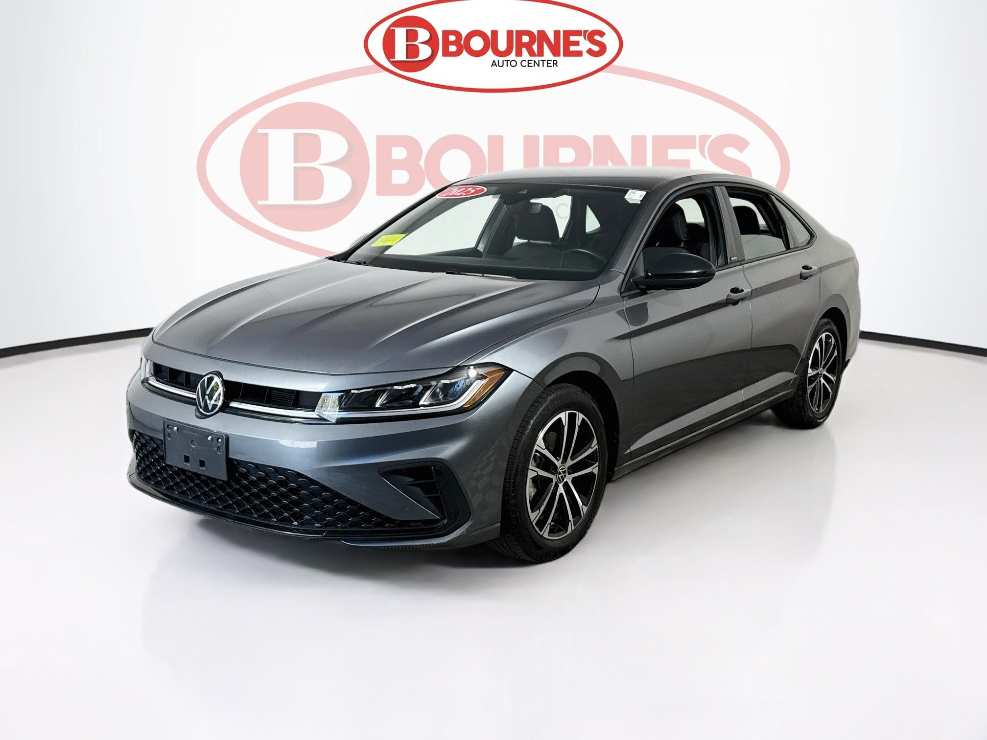 Used 2025 Volkswagen Jetta Sport FWD image 6