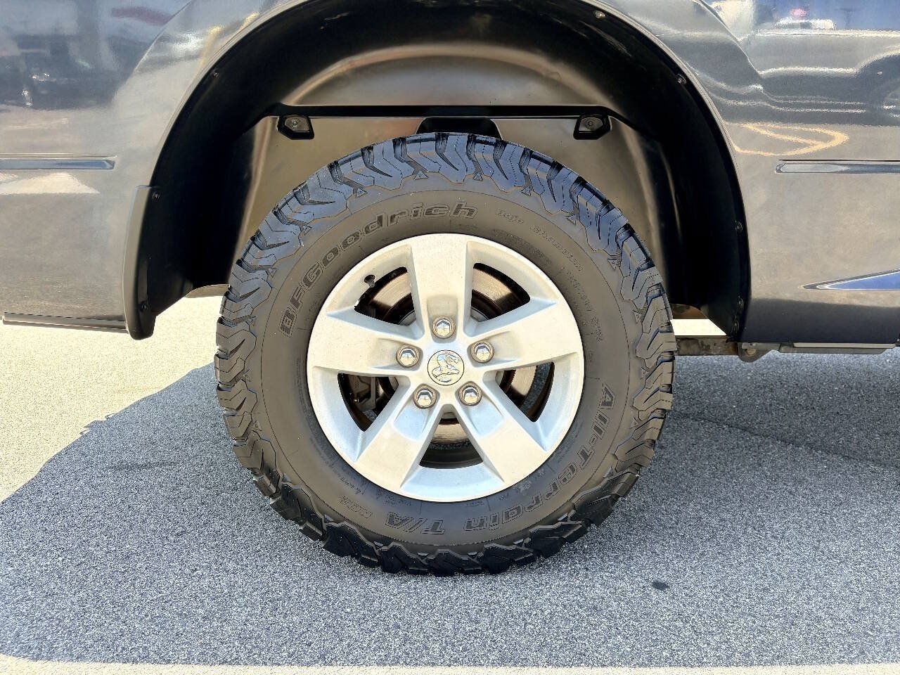 Used 2016 RAM 1500 Express AWD/4WD image 39