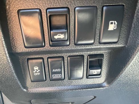 Used 2014 Nissan Murano CrossCabriolet w/ Navigation Package AWD/4WD image 36