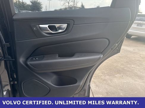 Certified 2025 Volvo XC60 B5 Plus image 15