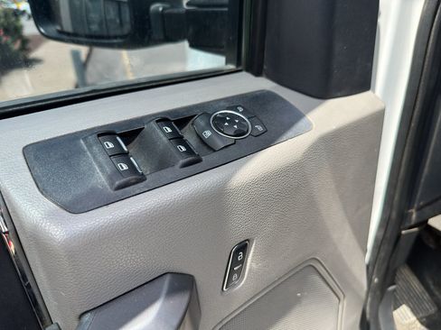 Used 2022 Ford F250 XLT w/ FX4 Off-Road Package AWD/4WD image 19