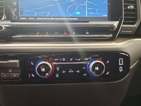 New 2026 GMC Sierra 1500 Elevation image 17