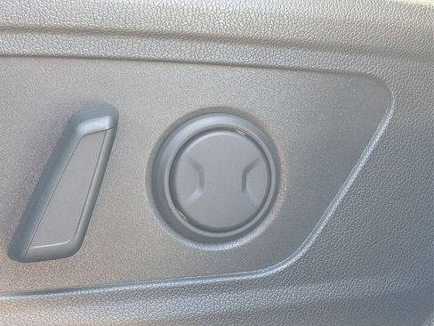 New 2026 Kia Sorento S w/ S Panoramic Sunroof Package image 15