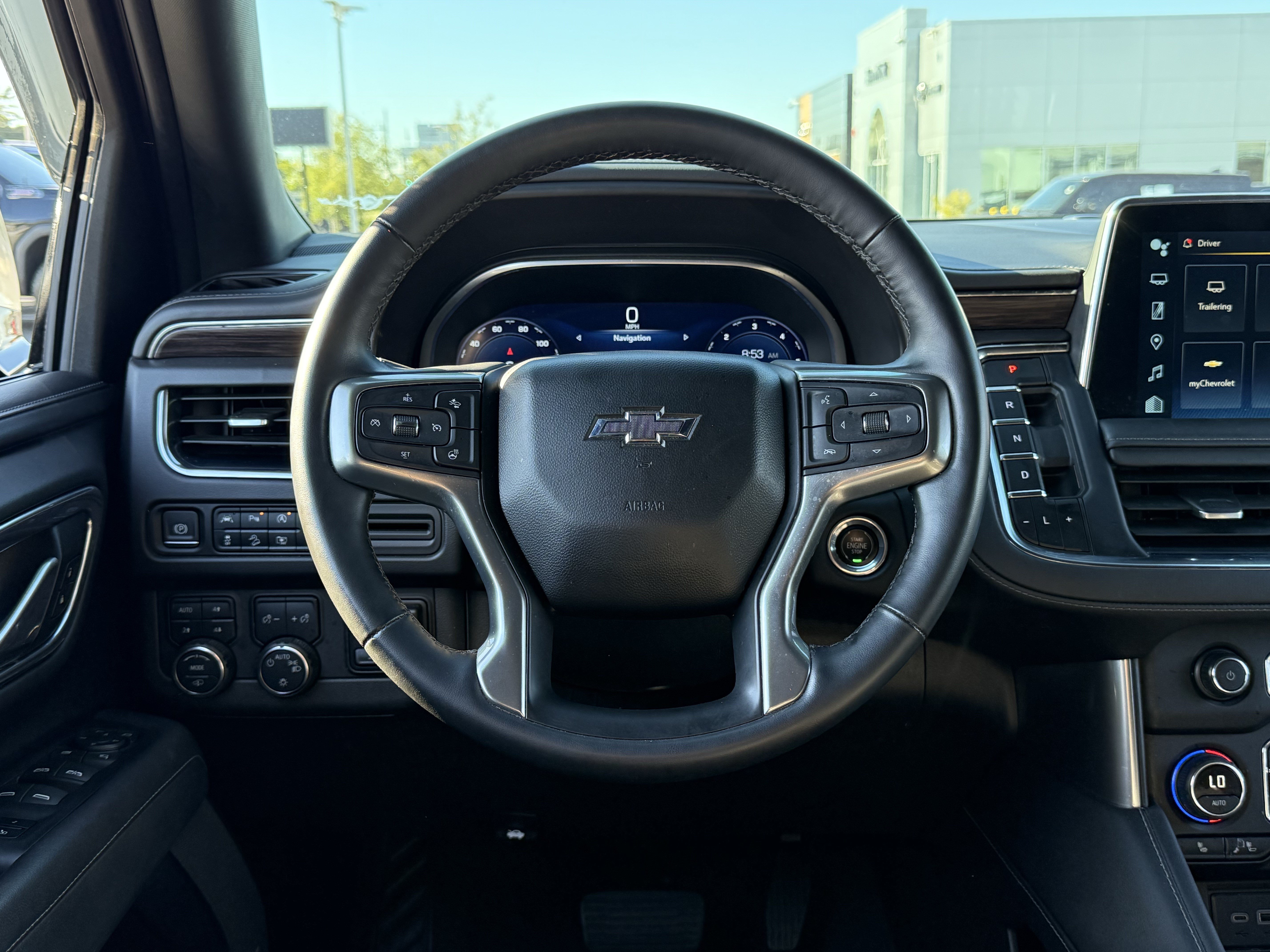 Used 2023 Chevrolet Tahoe Z71 w/ Z71 Off-Road Package AWD/4WD image 19