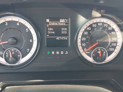 Used 2017 RAM 1500 Tradesman w/ Popular Equipment Group RWD image 2