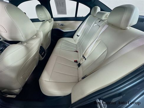 Used 2022 BMW 330i xDrive 330i xDrive w/ Premium Package image 25