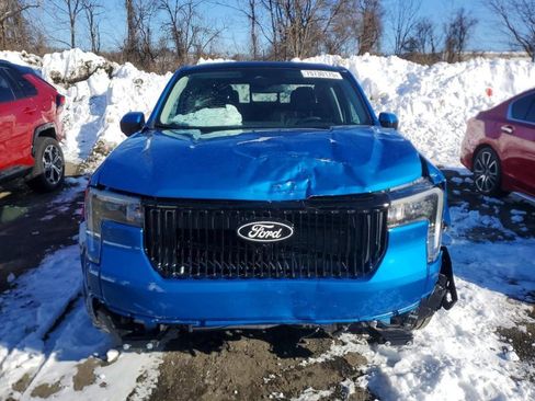 Used 2025 Ford Maverick Lobo image 2