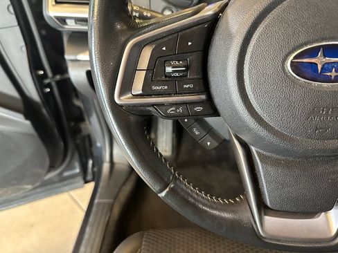 Used 2019 Subaru Forester Premium AWD/4WD image 10