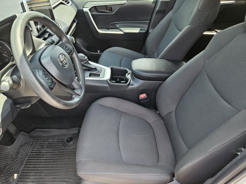 Used 2023 Toyota RAV4 LE FWD image 14