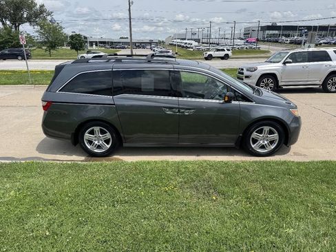Used 2011 Honda Odyssey Touring image 6
