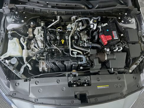 Used 2024 Nissan Altima 2.5 SV FWD image 30