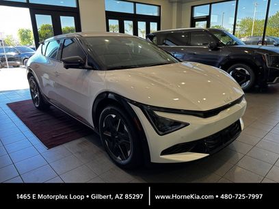 New 2025 Kia EV6 Wind