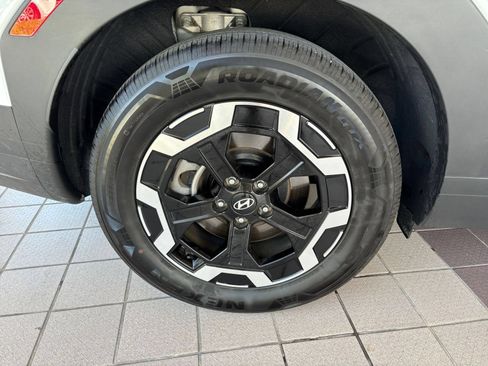 Used 2026 Hyundai Santa Fe SEL FWD image 32