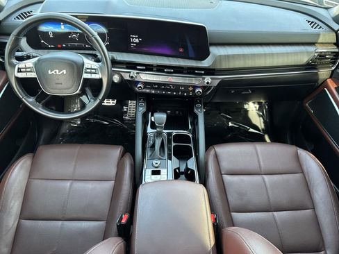 Used 2024 Kia Telluride SX w/ Towing Package image 14