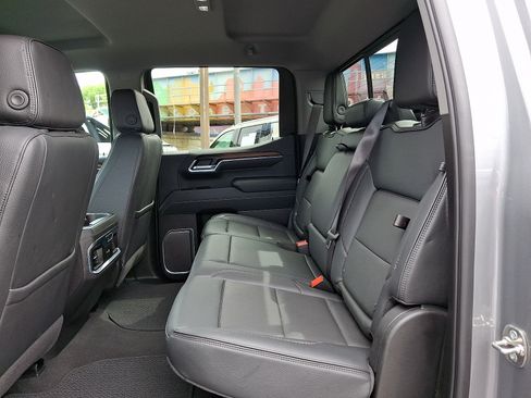 Certified 2025 GMC Sierra 1500 Denali AWD/4WD image 10