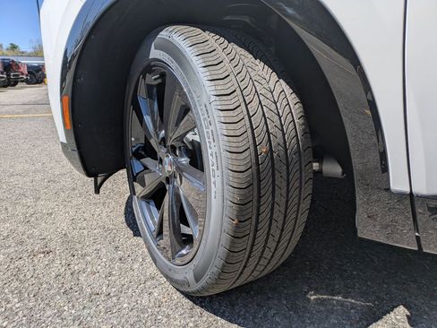 New 2026 Buick Envision Sport Touring AWD/4WD image 39