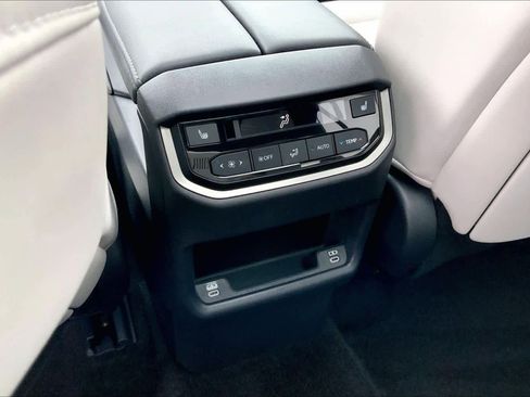 Certified 2025 Lexus TX 350 Luxury image 35