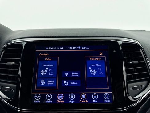 Used 2019 Jeep Grand Cherokee Altitude RWD image 20