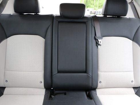Used 2023 Kia Soul GT-Line FWD image 26