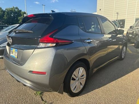 Used 2025 Nissan Leaf S FWD image 3