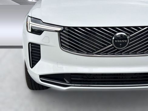 New 2026 Volvo XC90 B6 Plus AWD/4WD image 28