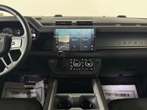 New 2025 Land Rover Defender 110 X image 22