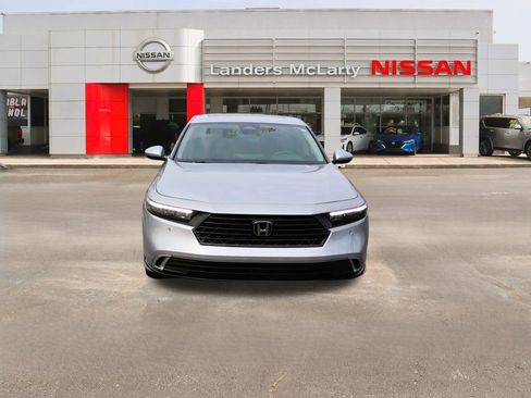 Used 2024 Honda Accord EX-L image 8